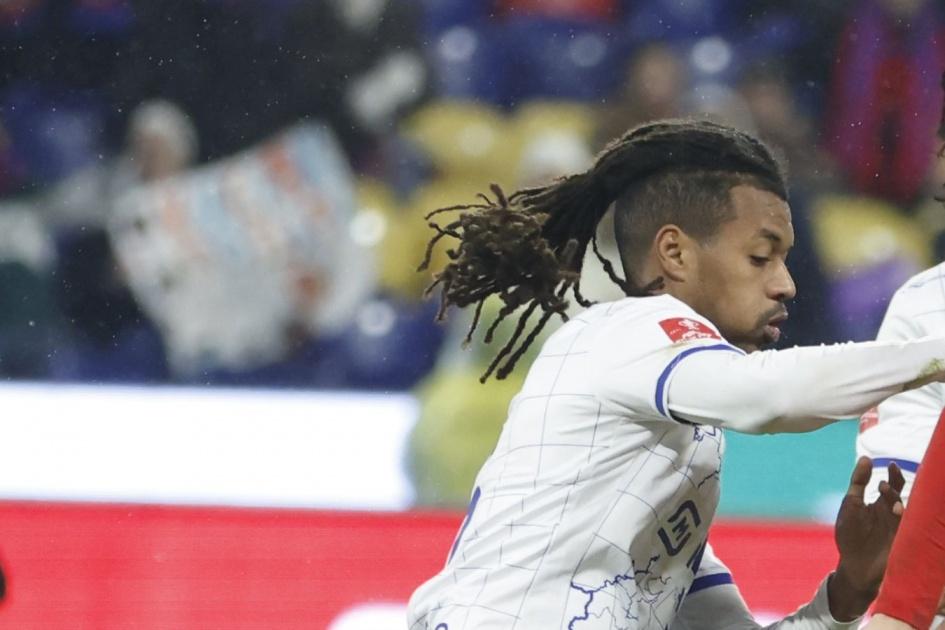 Gelandang Mehdi Mubarik Tinggalkan Dinamo Makhachkala