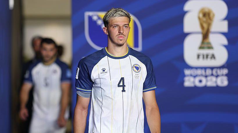 Makna Penandatanganan Tarik Muharemovic bagi Leeds United