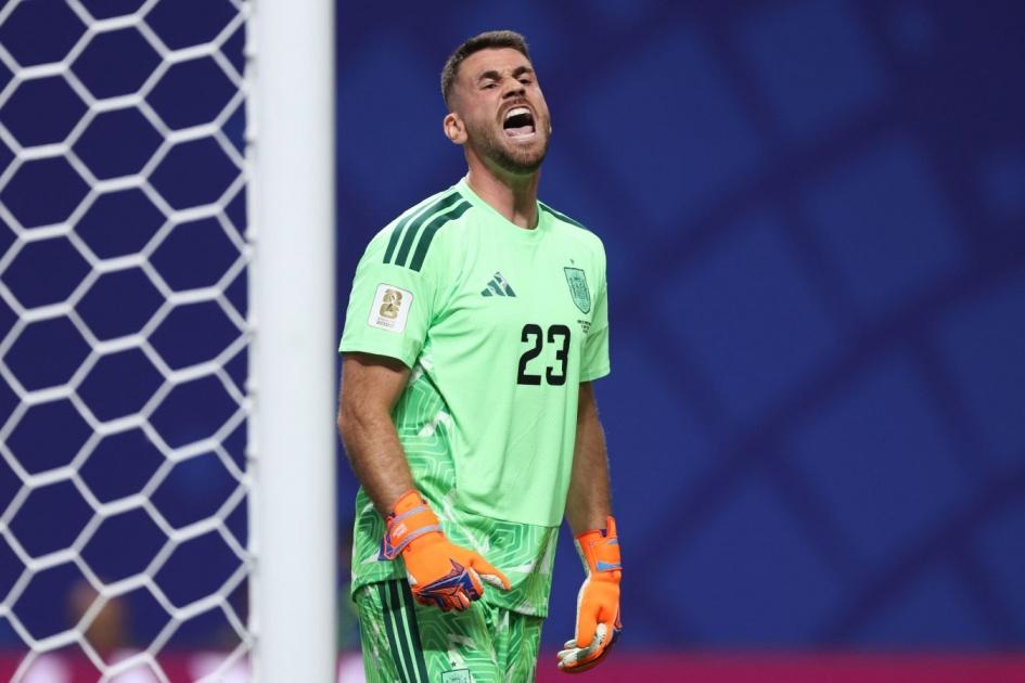 Unai Simon Pecahkan Rekor Iker Casillas di Piala Dunia